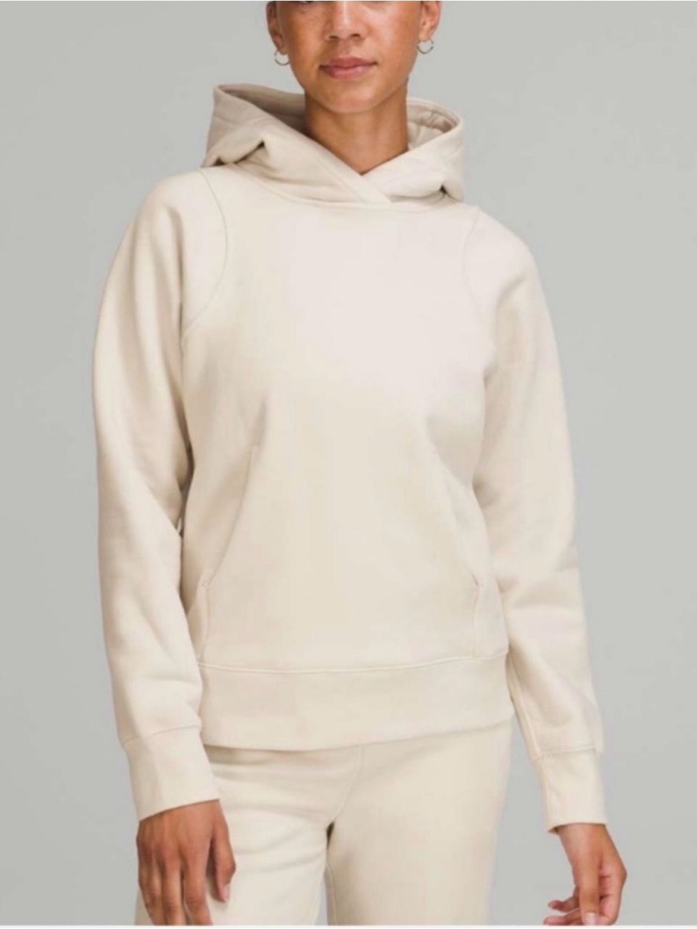 lululemon athletica Cream Pullover Hoodie size 2 like new